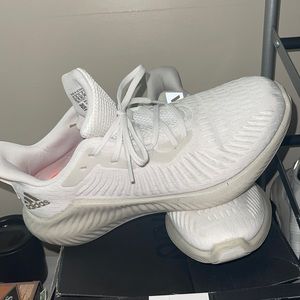 Adidas boost bounce plus